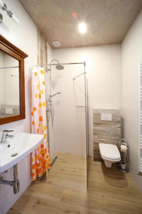 Virag Apartman Luxury Odorheiu Secuiesc Εξωτερικό φωτογραφία