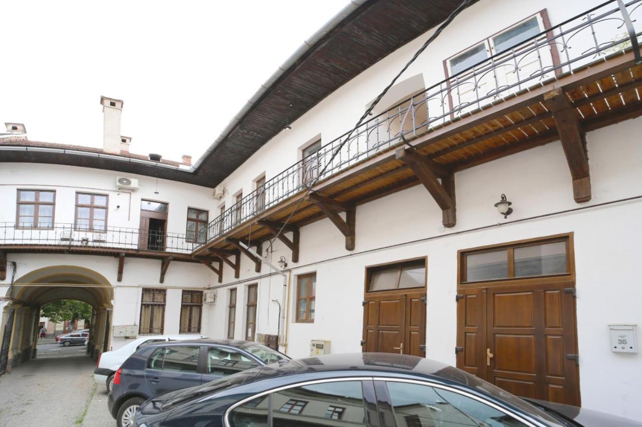 Virag Apartman Luxury Odorheiu Secuiesc Εξωτερικό φωτογραφία