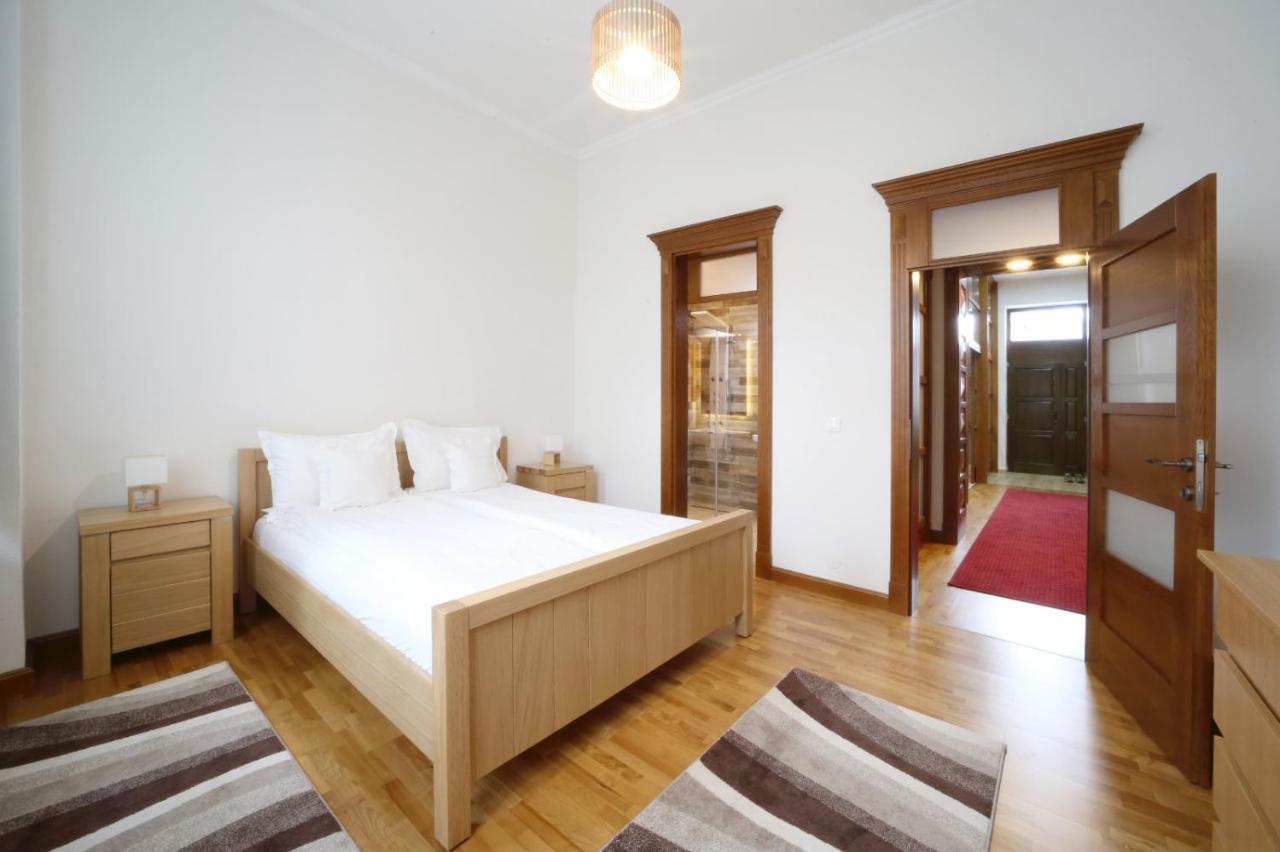 Virag Apartman Luxury Odorheiu Secuiesc Εξωτερικό φωτογραφία